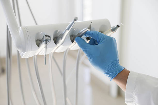Professional Emergency Dentist technician working in Lyford, TX
